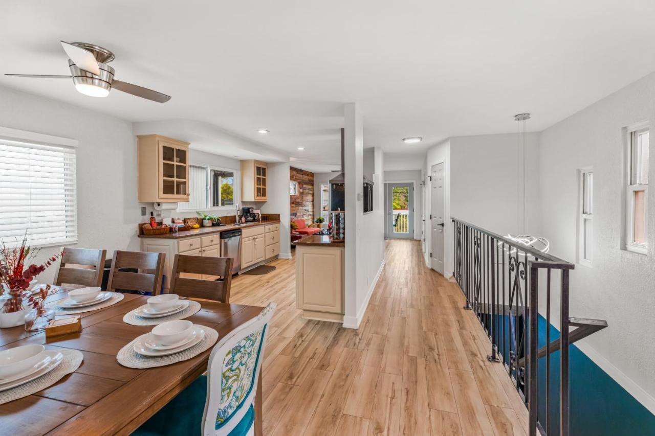 Mile To Beach! Private, Family & Pet Friendly Oasis! Pool Table & Hot Tub! Οσιανσάιντ Εξωτερικό φωτογραφία