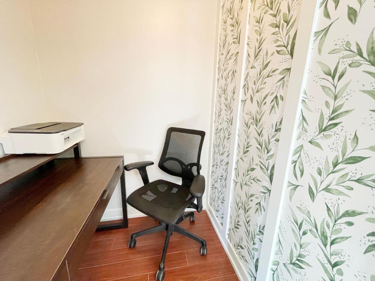 Mile To Beach! Private, Family & Pet Friendly Oasis! Pool Table & Hot Tub! Οσιανσάιντ Εξωτερικό φωτογραφία